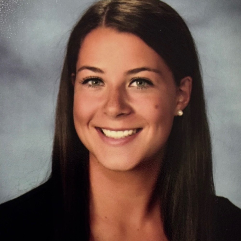 Meet your Posher, Caitlin